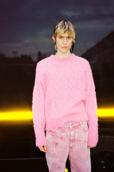 Look 11